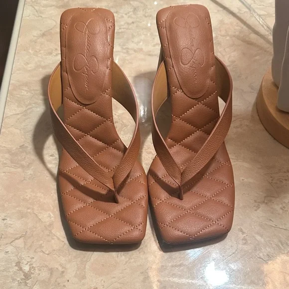 Jessica Simpson Brown Quilted Leather Women's Sandals - Picture 1 of 5